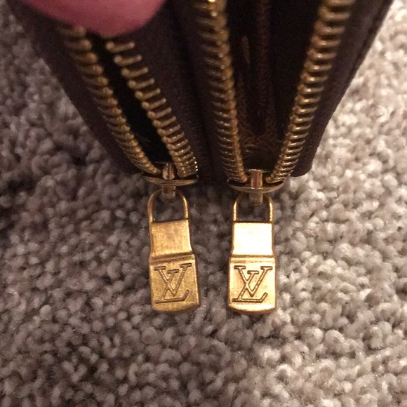 Brown wallet - Picture 7 of 7